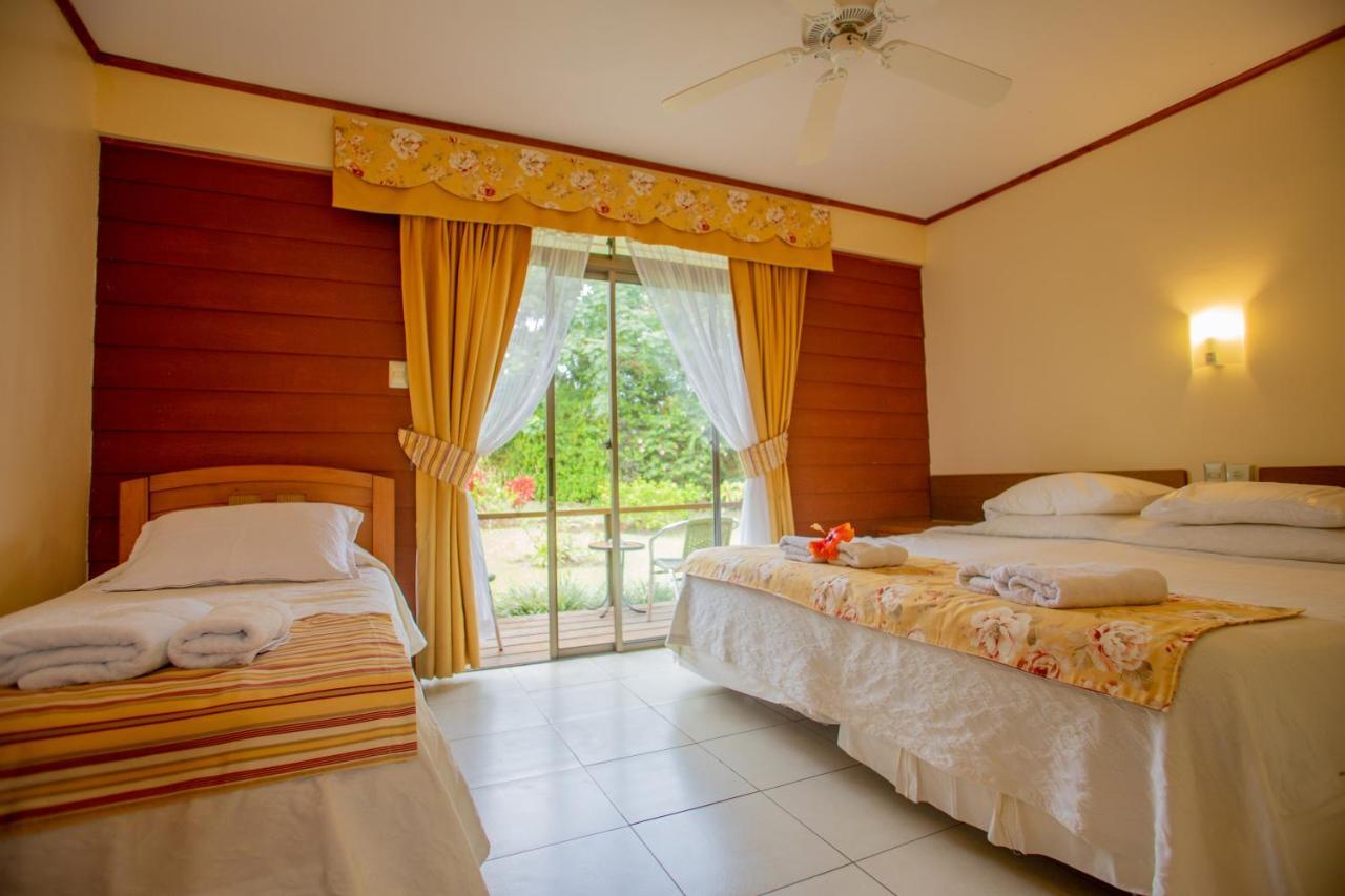 Hostal Uruhao Анґа-Роа Екстер'єр фото