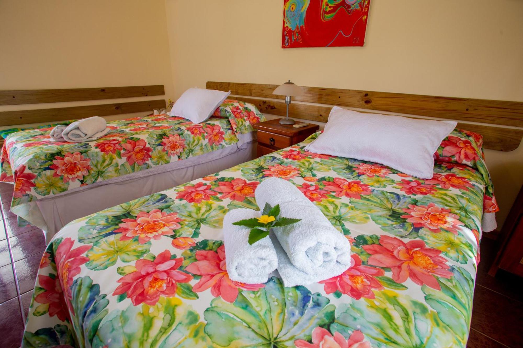 Hostal Uruhao Анґа-Роа Екстер'єр фото